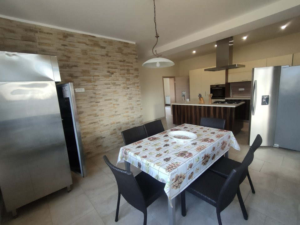 Casa individuala in Giroc 220 mp utili si teren de 660 mp 27, foxfort.ro