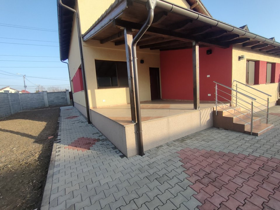 Casa individuala in Giroc 220 mp utili si teren de 660 mp 37, foxfort.ro