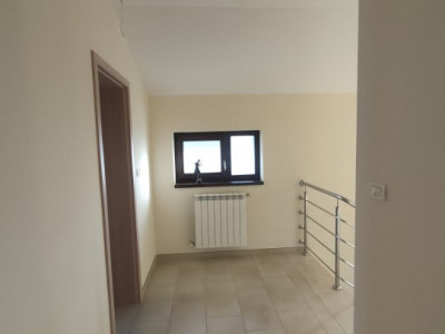 Casa individuala in Giroc 220 mp utili si teren de 660 mp imagine mica 15, foxfort.ro