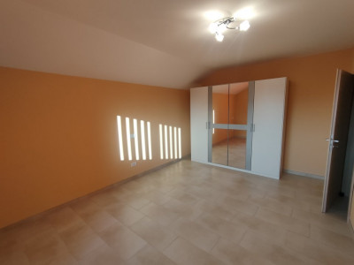 Casa individuala in Giroc 220 mp utili si teren de 660 mp imagine mica 16, foxfort.ro