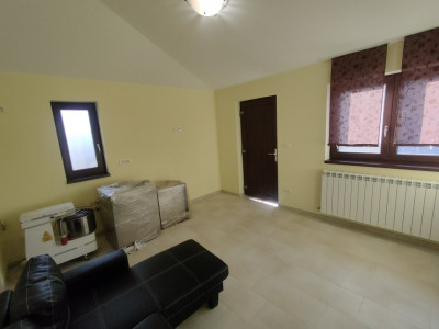 Casa individuala in Giroc 220 mp utili si teren de 660 mp imagine mica 34, foxfort.ro