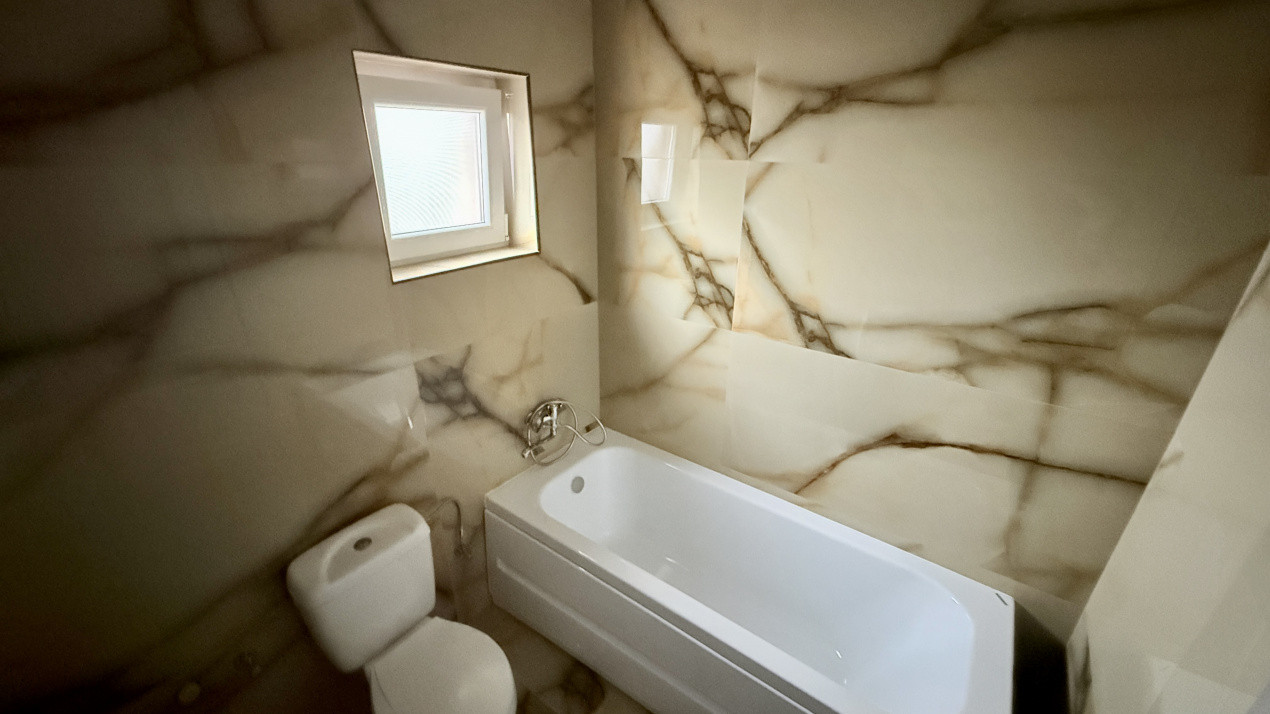 Duplex pe parter 4 camere Ghiroda  15, foxfort.ro