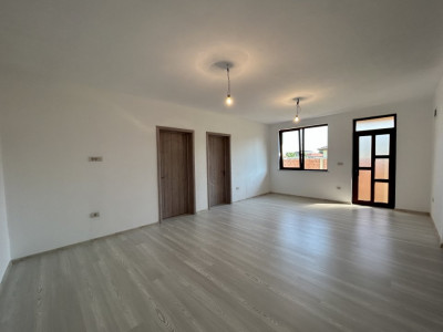 Duplex pe parter 4 camere Ghiroda  imagine mica 3, foxfort.ro