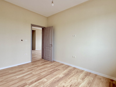 Duplex pe parter 4 camere Ghiroda  imagine mica 5, foxfort.ro