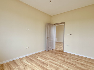 Duplex pe parter 4 camere Ghiroda  imagine mica 7, foxfort.ro