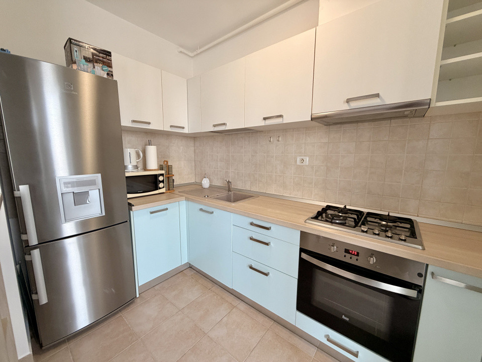 Apartament 2 camere in blocul IRIS 4, 2 locuri de parcare 10, foxfort.ro