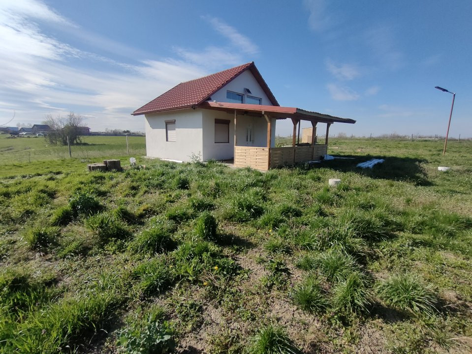 Teren de 2600 mp in Sanmihaiul Roman imprejmuit - ID V5057 3, foxfort.ro