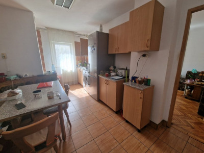 Apartament cu 4 camere intre Dumbravita si Lipovei - ID V4986