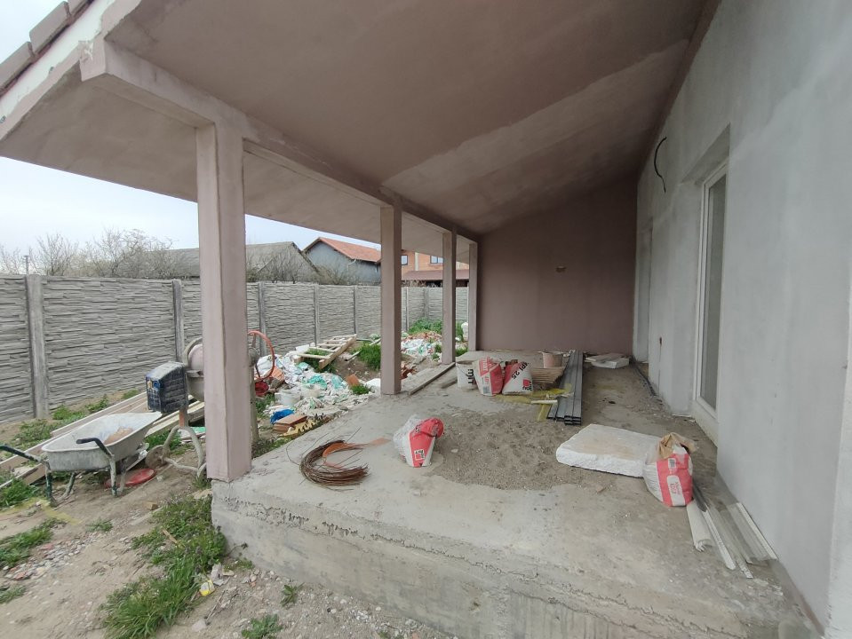 Case de vanzare Cerneteaz Central 3