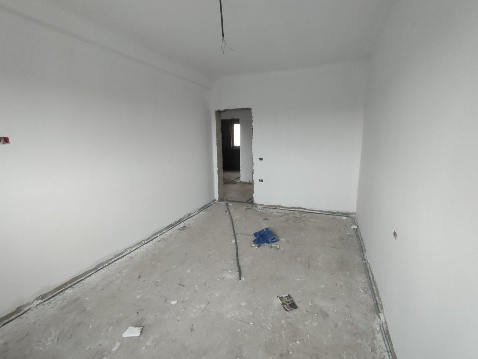 Case de vanzare Cerneteaz Central 4