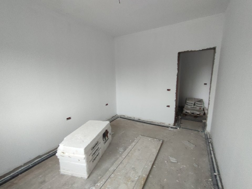 Case de vanzare Cerneteaz Central 10