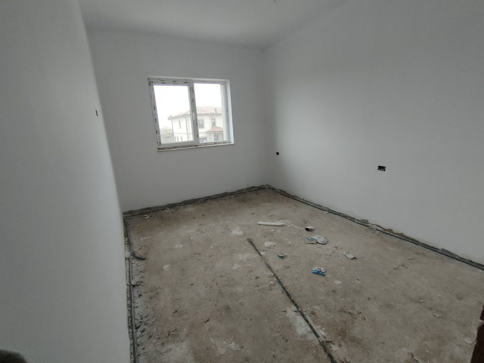 Case de vanzare Cerneteaz Central 11