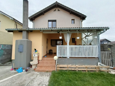 Casa individuala cu 4 camere in Giroc - ID V5097