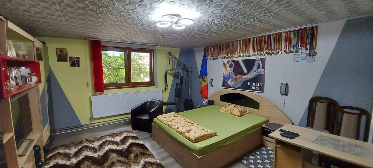 Comision 0% Casa individuala, 6 camere, curte comuna, zona Kiriac - ID V5183 18, foxfort.ro