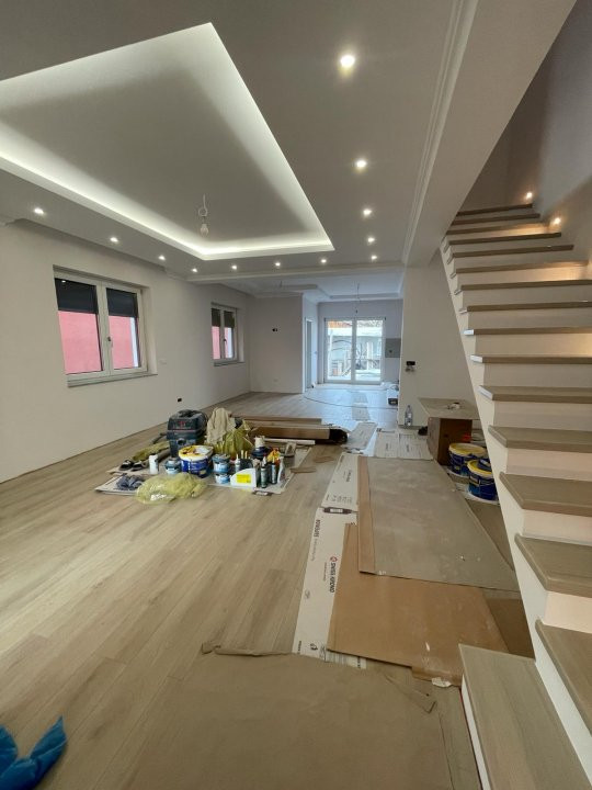 Casa tip Duplex arhitectura modernista zona Lipovei strada linistita - ID V5191 3, foxfort.ro