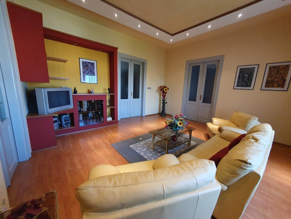 Apartament cochet 3 camere, 108 mp utili, Nokia, Semicentral  3, foxfort.ro