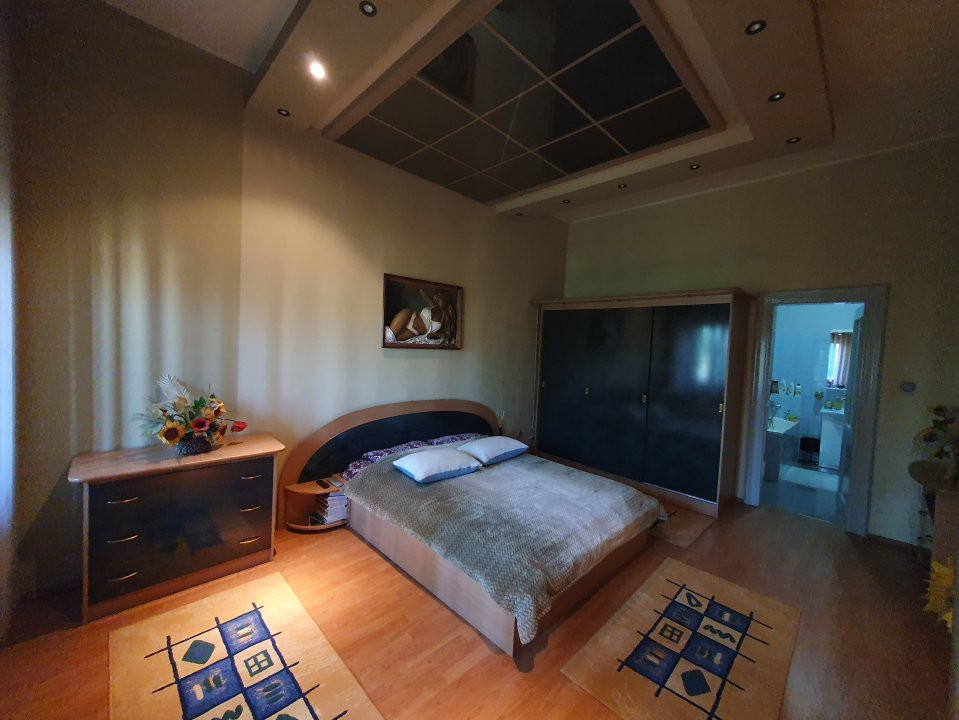 Apartament cochet 3 camere, 108 mp utili, Nokia, Semicentral  8, foxfort.ro