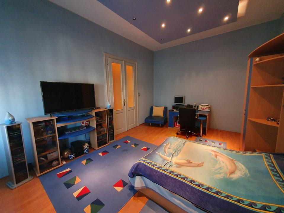 Apartament cochet 3 camere, 108 mp utili, Nokia, Semicentral  15, foxfort.ro