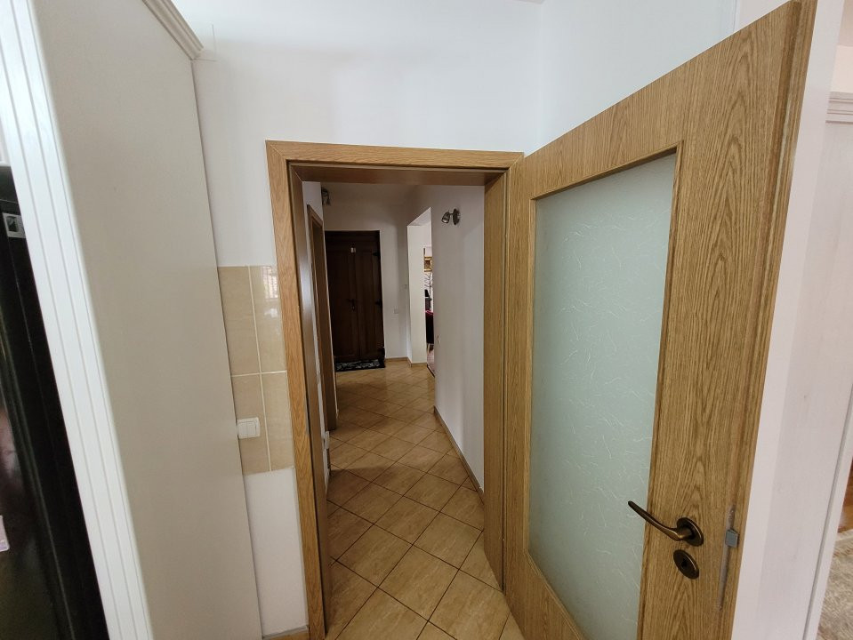 Case de vanzare Dumbravita 32