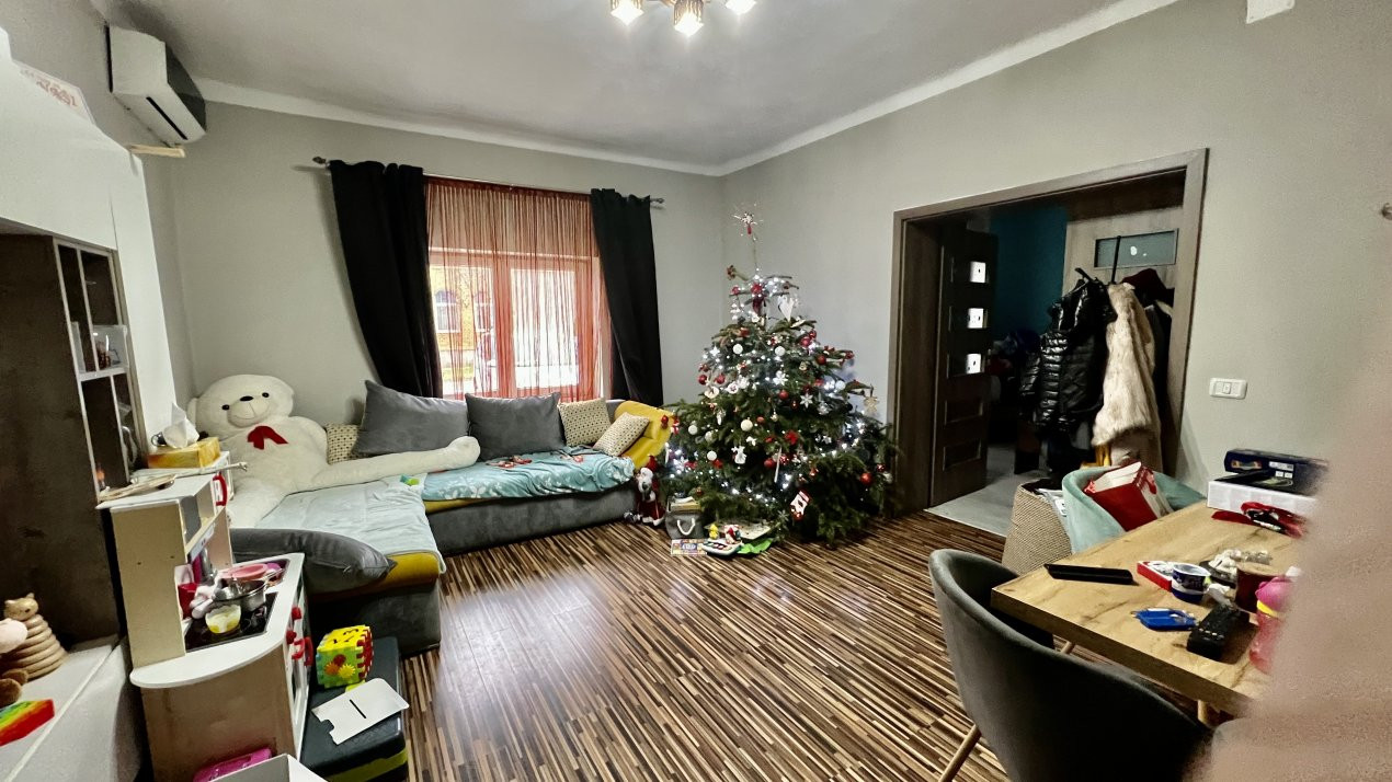 Casa individuala in Timisoara cu teren de 2863 MP - ID V2875 2, foxfort.ro