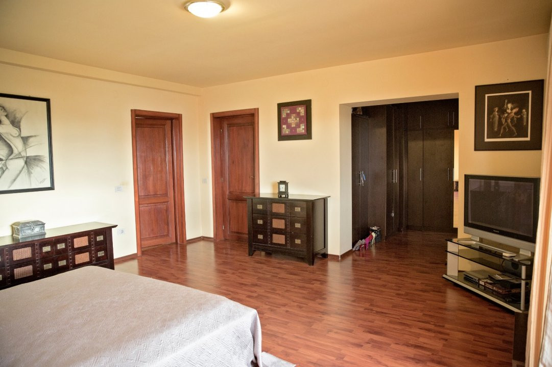 Vila Duplex cu lac si piscina Giarmata Vii  cu 5880 mp de teren - ID V5269 11, foxfort.ro