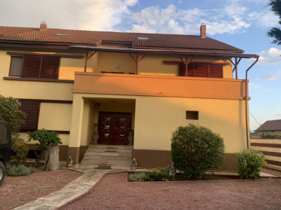 Vila Duplex cu lac si piscina Giarmata Vii  cu 5880 mp de teren - ID V5269 imagine mica 4, foxfort.ro