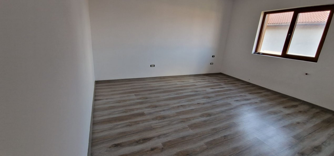 Duplex de vanzare cu 4 camere Mosnita Noua - ID V5302 11, foxfort.ro