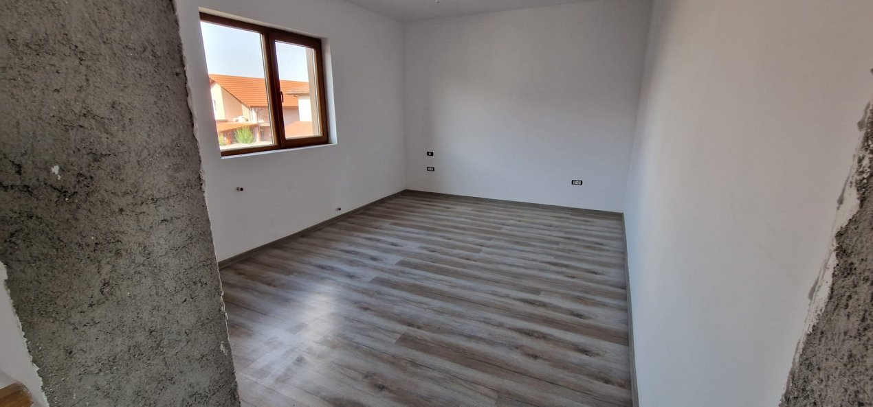 Duplex de vanzare cu 4 camere Mosnita Noua - ID V5302 16, foxfort.ro