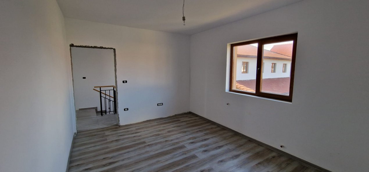 Duplex de vanzare cu 4 camere Mosnita Noua - ID V5302 27, foxfort.ro