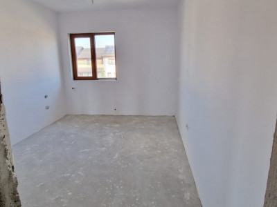 Duplex de vanzare cu 4 camere Mosnita Noua - ID V5303 imagine mica 35, foxfort.ro