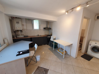 Comision 0% Apartament SAD, decomandat, 81 mp, demisol, Steaua imagine mica 5, foxfort.ro