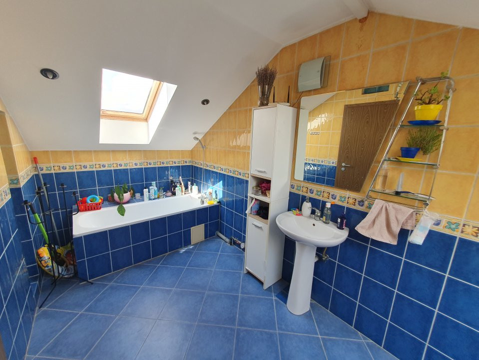 Penthouse 6 camere, 194 mp utili, cu 2 mansarde - Zona Brancoveanu - ID V5431  27, foxfort.ro