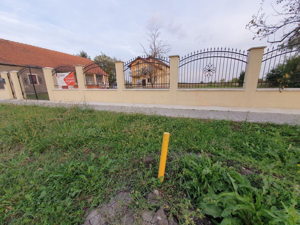 Casa cu 5 camere, 236 mp, teren 5805 mp, Brestea - Denta  41, foxfort.ro