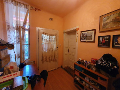 Apartament 112 mp la casa cu curte si garaj, zona Maria, Central imagine mica 7, foxfort.ro