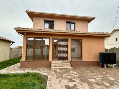 Casa individuala 5 camere si teren de 430 mp - zona Plopi Timisoara imagine mica 3, foxfort.ro