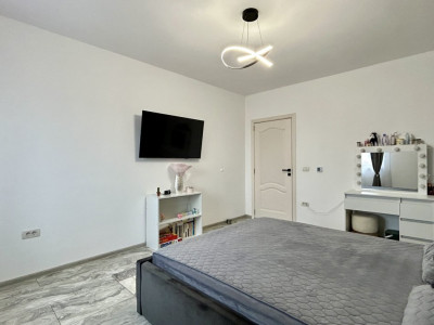 Casa individuala 5 camere si teren de 430 mp - zona Plopi Timisoara imagine mica 9, foxfort.ro