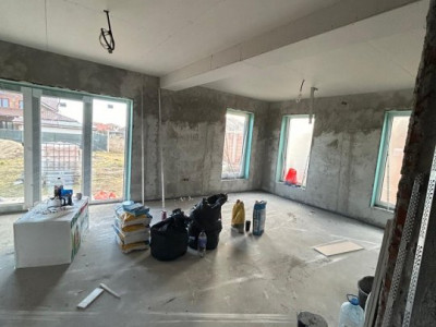 Casa Giarmata la gri cu toate utilitatile - ID V5615