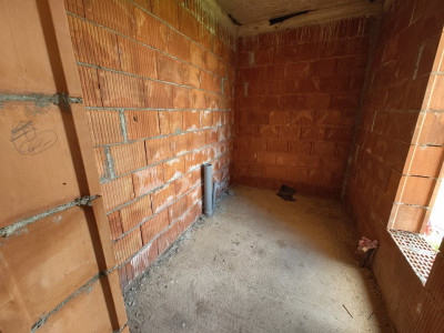 Casa Giarmata la gri cu toate utilitatile - ID V5615 imagine mica 21, foxfort.ro