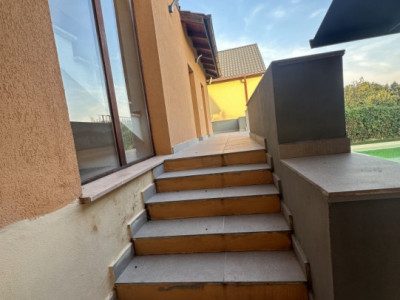 Casa individuala cu 10 camere si piscina, in Dumbravita - ID V5614 imagine mica 27, foxfort.ro