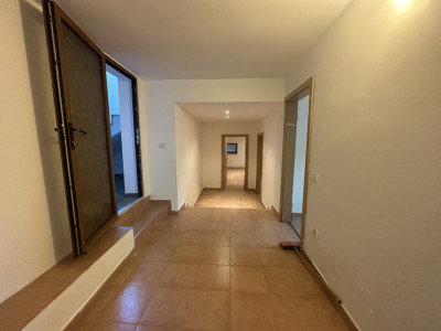 Casa individuala cu 10 camere si piscina, in Dumbravita - ID V5614 imagine mica 38, foxfort.ro