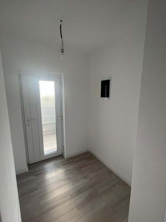 Duplex de vis Giarmata cu 4 camere - ID V5632 10, foxfort.ro