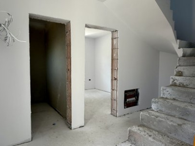 Duplex 3 camere, perete dublu Sanandrei - ID V5694 imagine mica 6, foxfort.ro