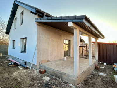 Casa individuala, 4 camere Sanandrei - ID V5696 imagine mica 1, foxfort.ro