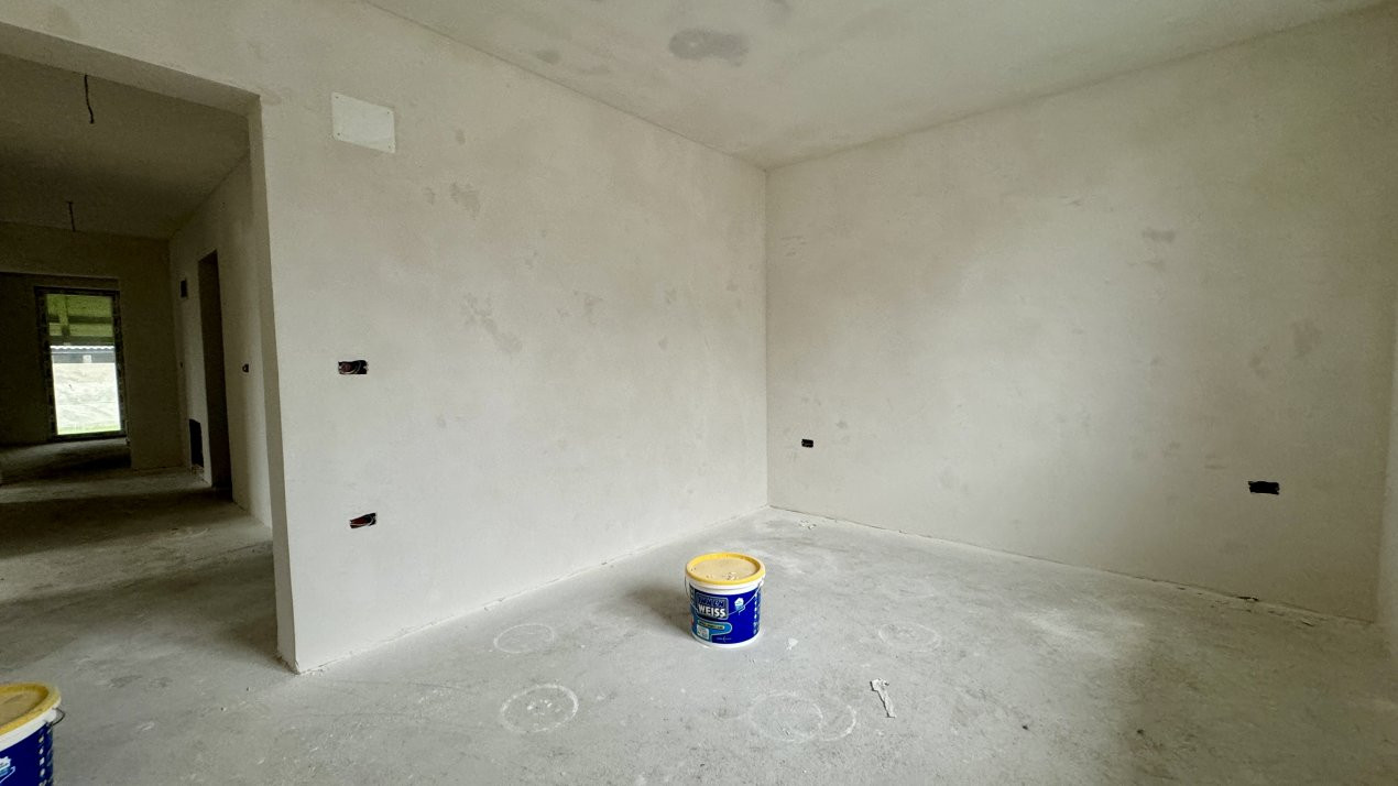 Casa individuala cu 4 camere in Sag sat 12, foxfort.ro