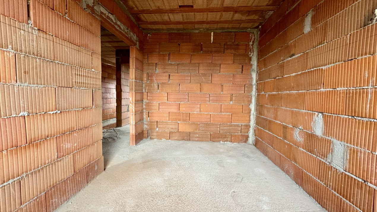 Duplex cu 3 camere in Sag, zona Manastire 15, foxfort.ro