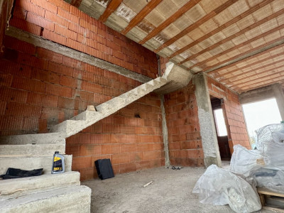 Duplex cu 3 camere in Sag, zona Manastire imagine mica 8, foxfort.ro