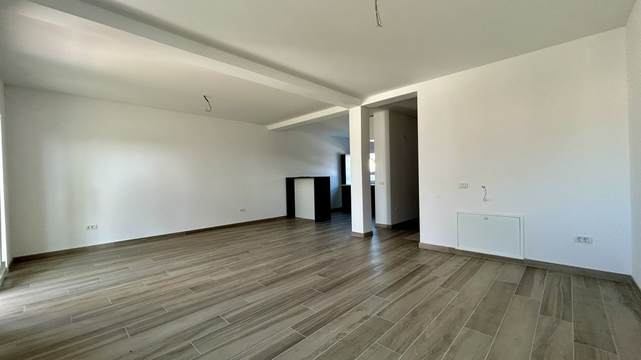 Casa cu 4 camere, toate utilitatile, cu plata in transe Sanandrei. 5, foxfort.ro