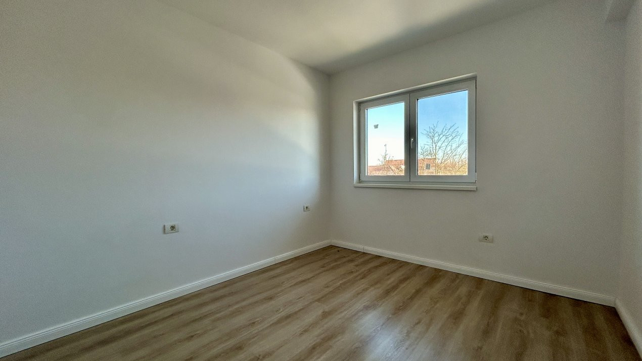 Casa cu 4 camere, toate utilitatile, cu plata in transe Sanandrei. 8, foxfort.ro