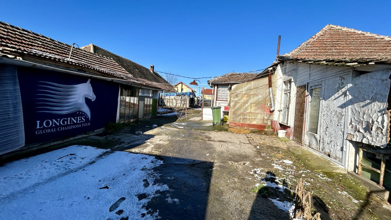 Casa 5 camere + teren 1845 mp Sanandrei 3, foxfort.ro