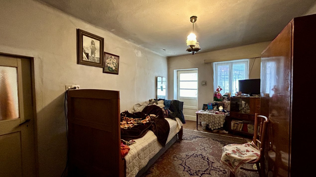 Casa 5 camere + teren 1845 mp Sanandrei 8, foxfort.ro